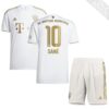 9428 PACK BAYERN MUNICH EXTERIEUR SANE. ENSEMBLE ADULTE MAILLOT ET SHORT 2022 2023