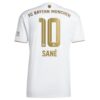 9429 PACK BAYERN MUNICH EXTERIEUR SANE. ENSEMBLE ADULTE MAILLOT ET SHORT 2022 2023